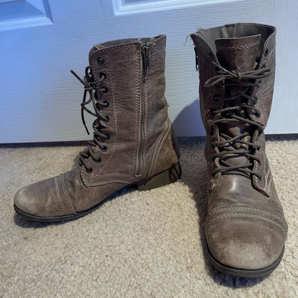 Grey leather combat boots - Picture 3 of 6